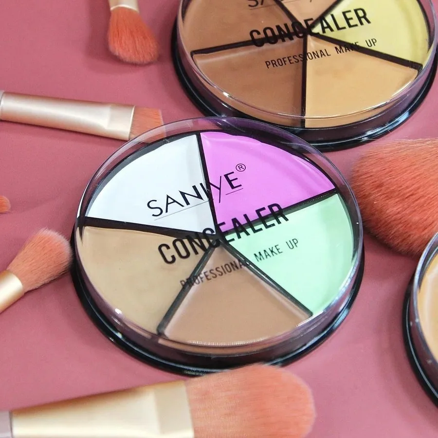 Cosméticos a la venta en Aute Culture